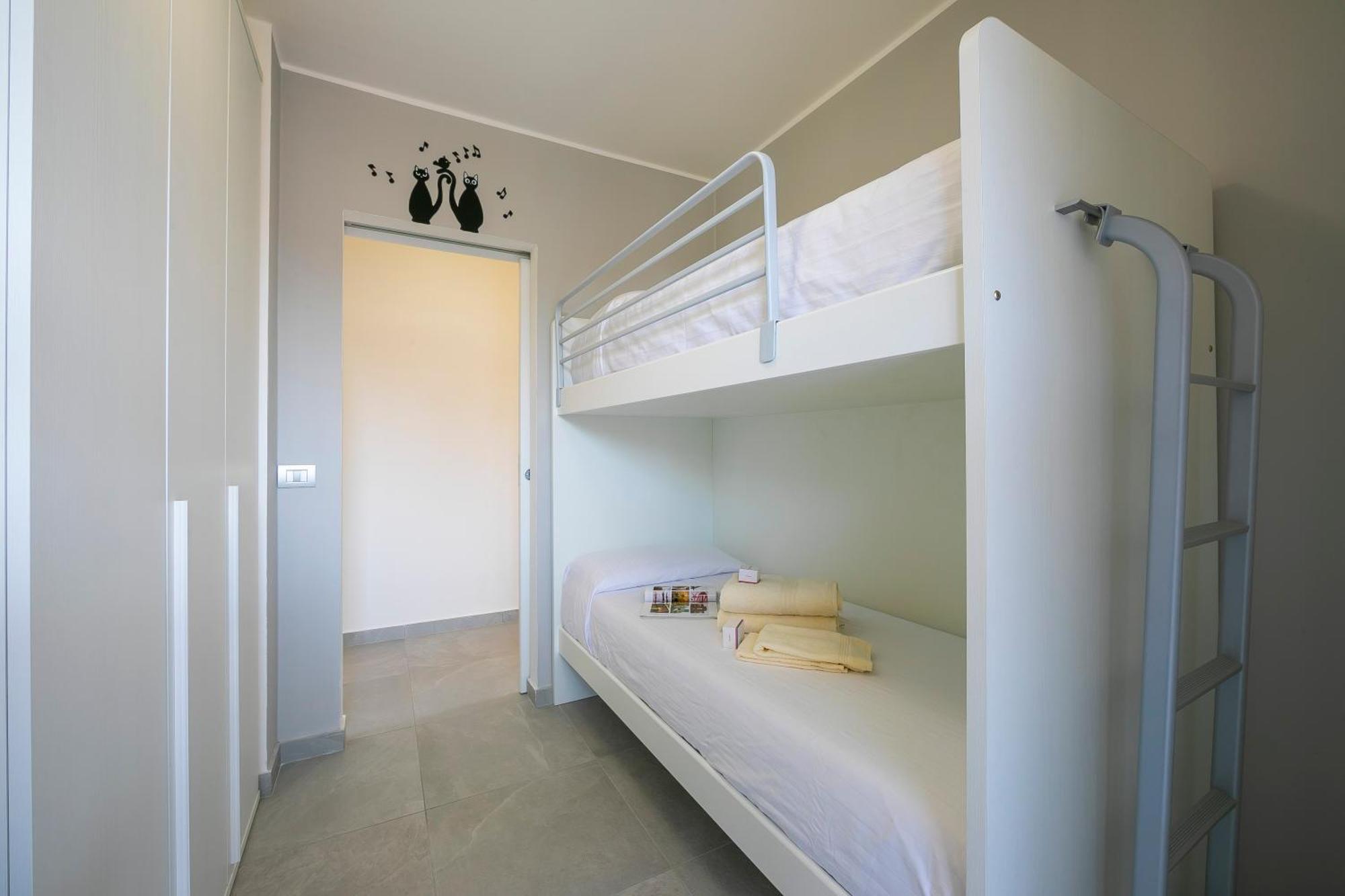 Casa Del Faro - Happy Rentals เปสเคียรา เดล การ์ดา ภายนอก รูปภาพ